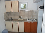 Kuhinja u apartmanu 2